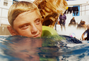 Dog Day Swim - © Maciek Pożoga