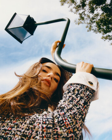 Lily Collins, Vogue France, 2022 - © Maciek Pożoga