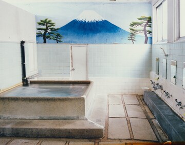 In winter 2024, Sara, our son and I did a roadtrip in a sleepervan through geothermal regions of Japan to photograph local bathhouses culture and heritage. A reportage with an article by Shinishi Hiram was published in (link: https://www.worldofinteriors.com/story/japanese-bathhouses text: World of Interiors). Special thanks to Asuka Ito and Emil Kosuge - © Maciek Pożoga
