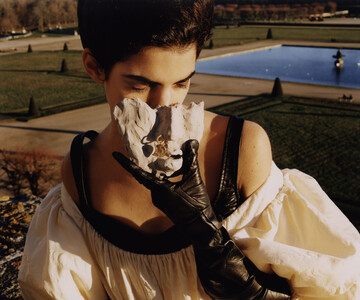 A fashion editorial shot at the Fontainebleau Castle, made available while it was closed during November lockdown. In collaboration with set designer and artist Sandra Berrebi. *{Styling by Omaima Salem. Photo assistant Lucas Mathon and William Fleming. Production by Arthur&Philippine}* - © Maciek Pożoga